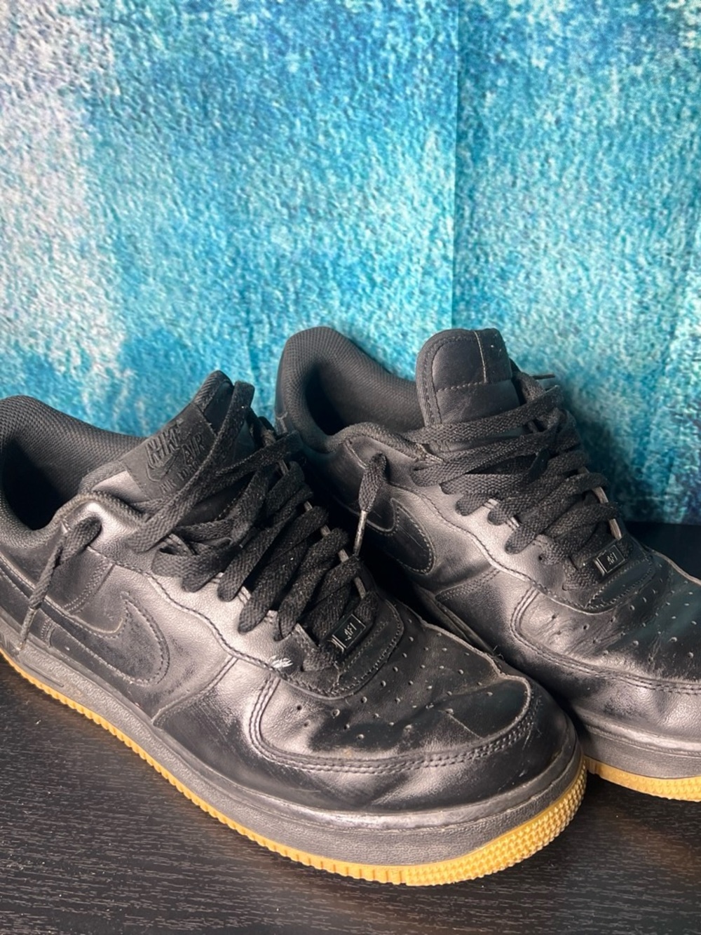 Nike Men’s Black Leather Sneakers with Gum Outsole